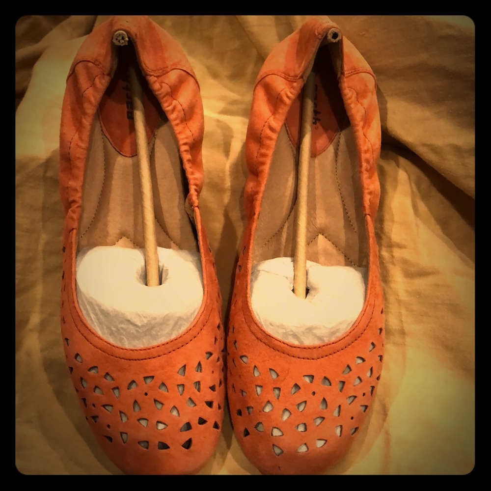 Cozy Burnt Orange colored suede slip on flats.